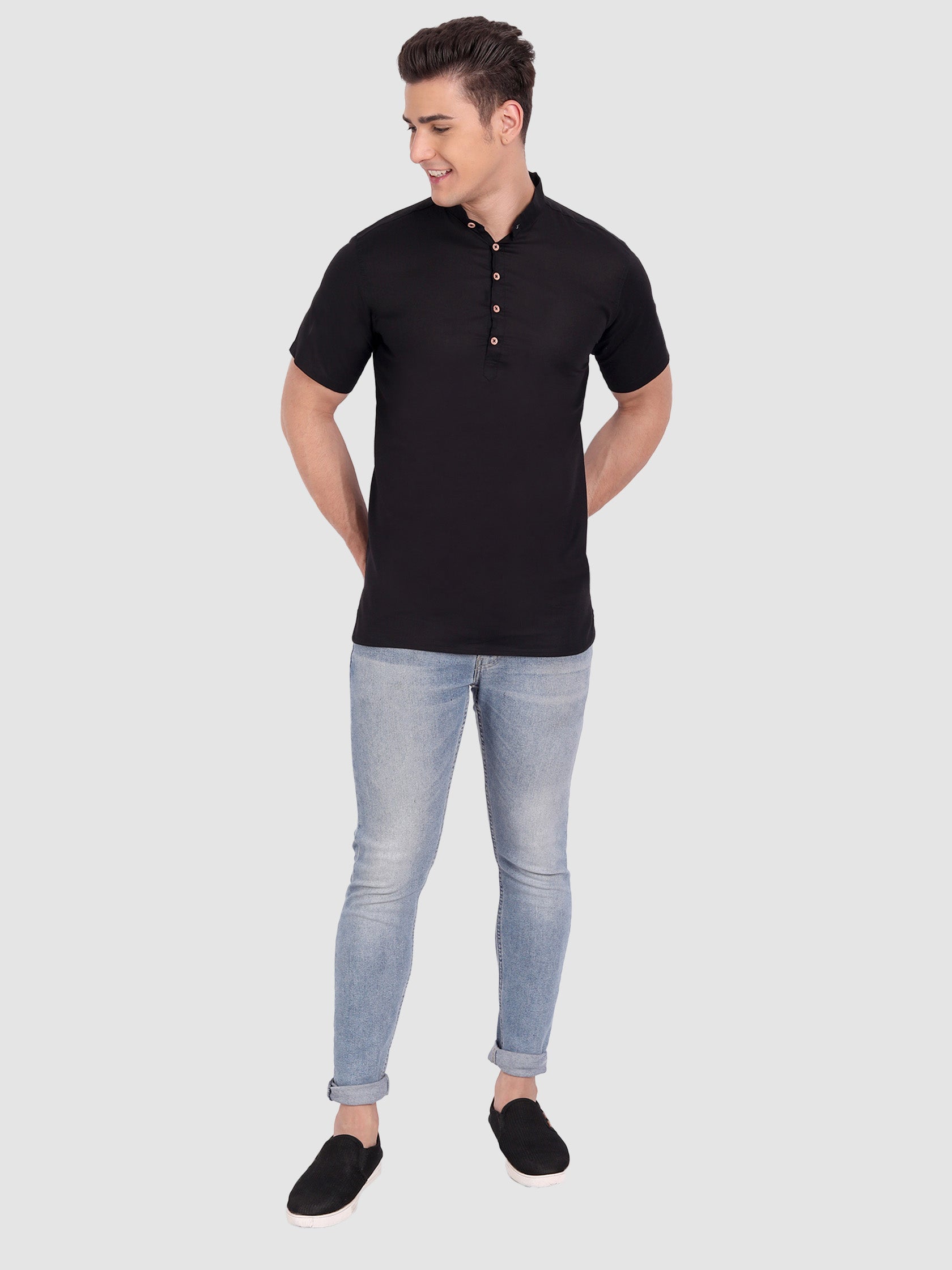 BLUE ROBED men's Half Sleeve Casual Cotton Kurta Daily Wear in Black view 15
