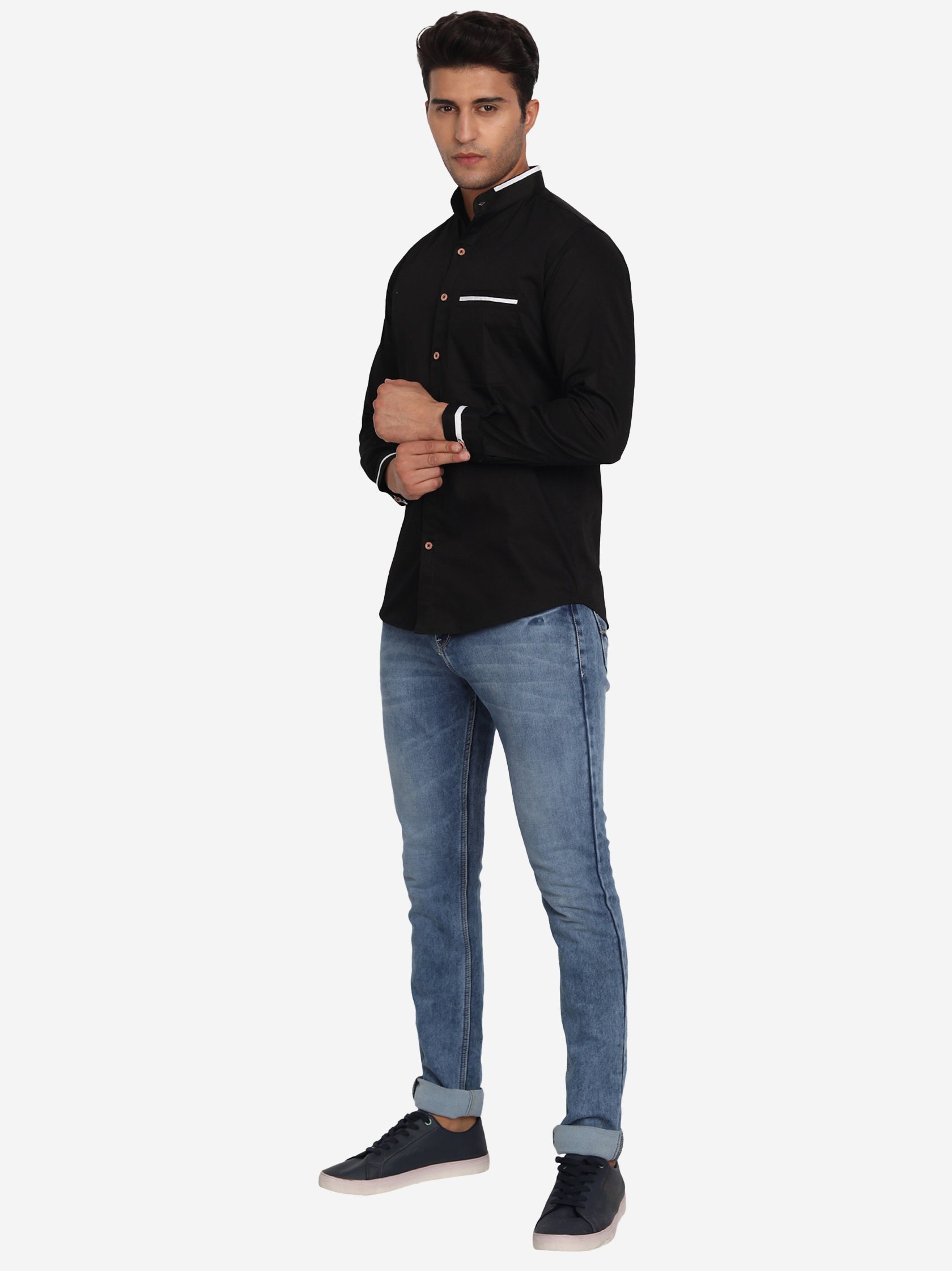 Men's Casual Shirt Full Sleeve Oxford Design Shirt in Black by BLUE ROBED, detail view