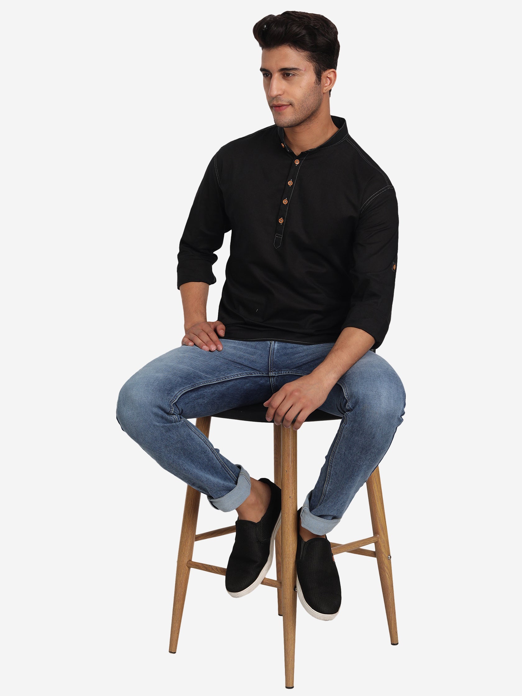 BLUE ROBED Men Cotton Slim Fit Short kurta in Black view 6