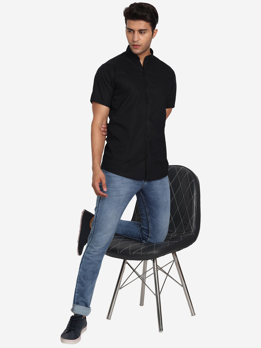 Men's Pure Cotton Mandarin Collar Casual Half Sleeve Shirt in White by BLUE ROBED, detail view