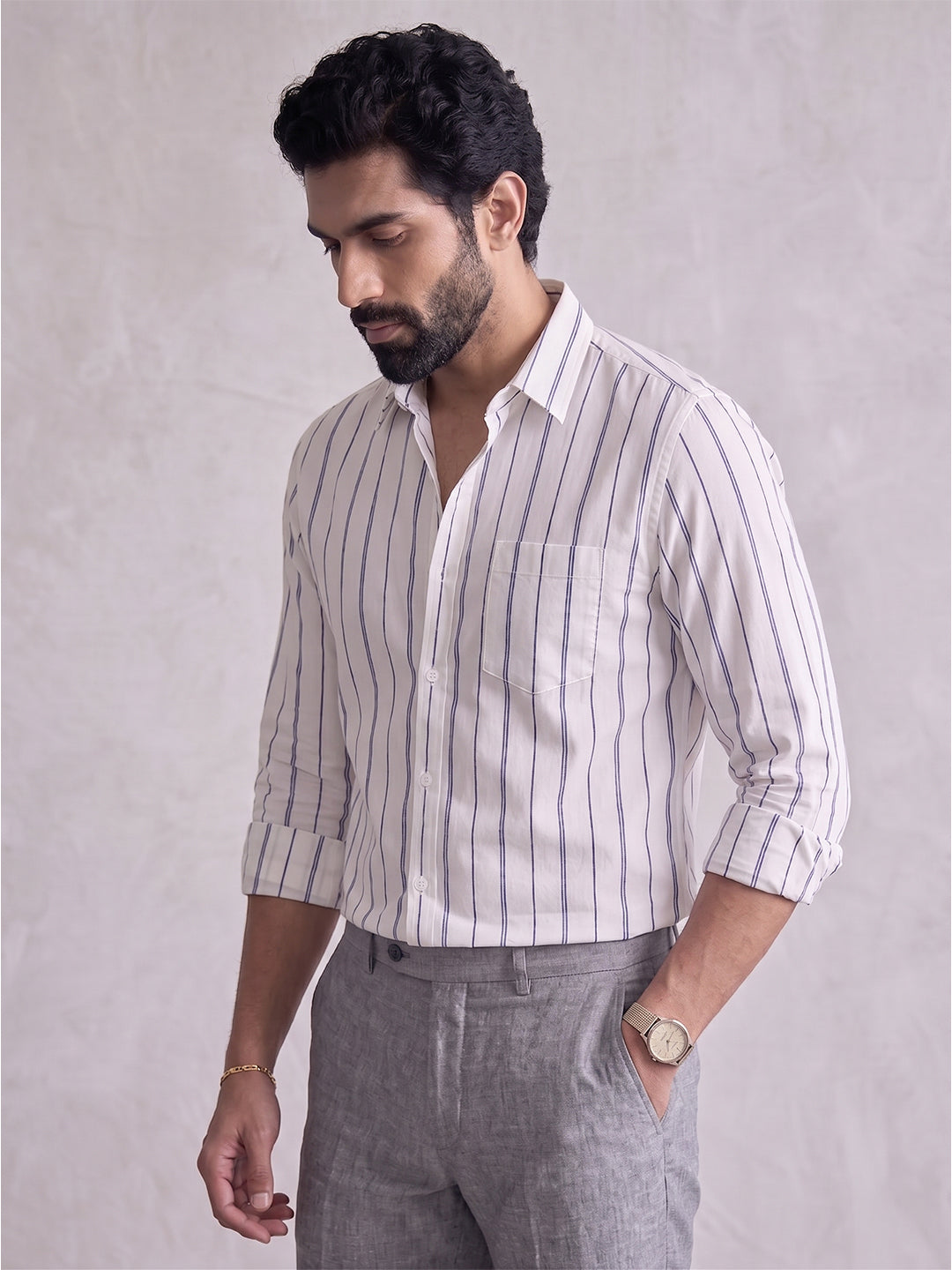 Men’s Pure Cotton White & Blue Vertical Striped Full-Sleeve Shirt