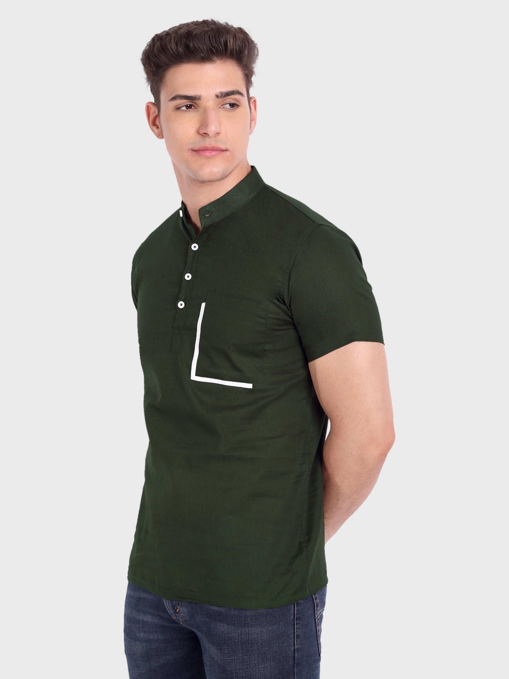 BLUE ROBED men's Casual Half Sleeve Slim Fit Kurta in Green view 2