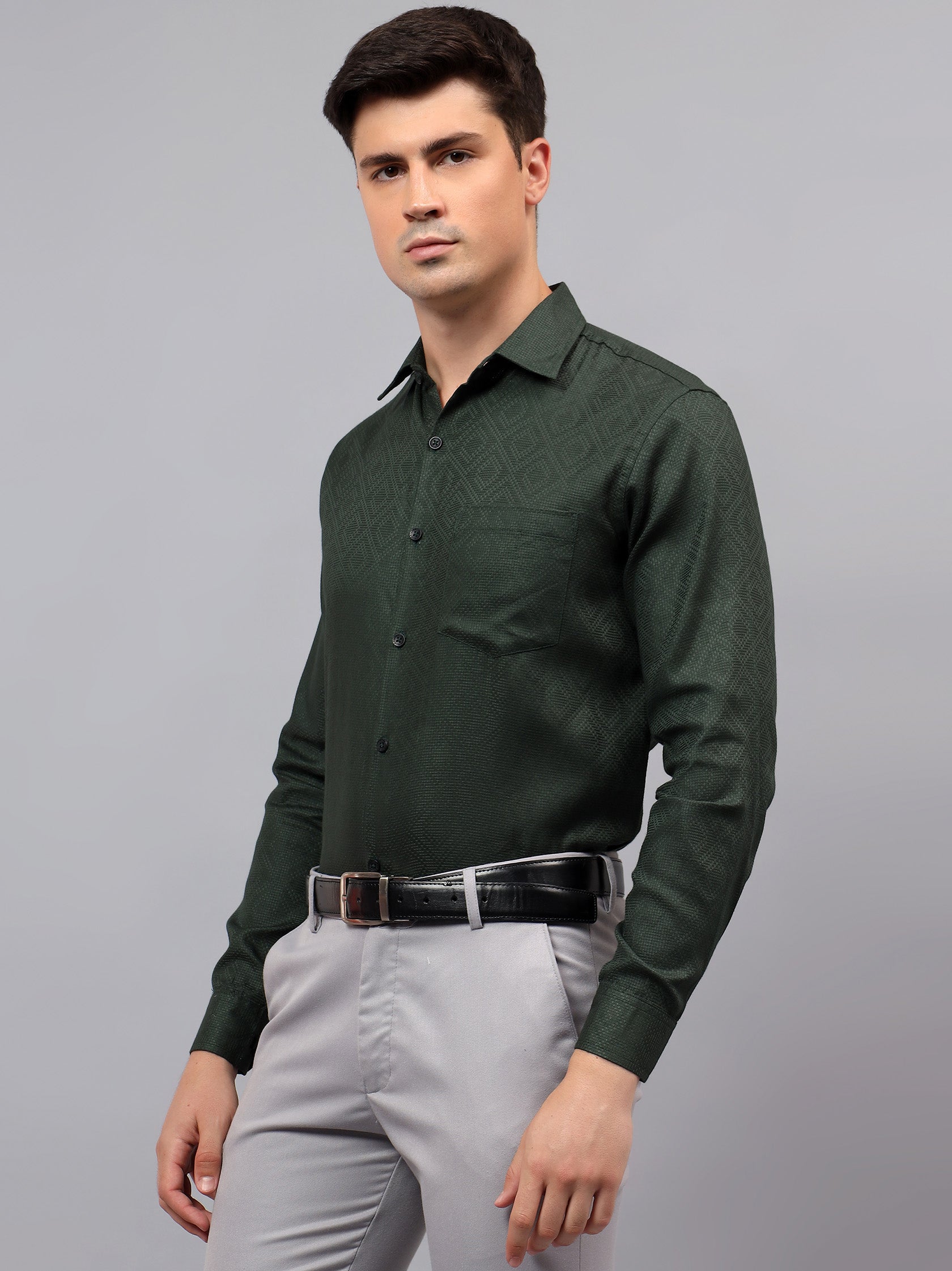 Men's Full Sleeve Spread Collar Premium Casual Shirt for Men in Black by BLUE ROBED, fit view