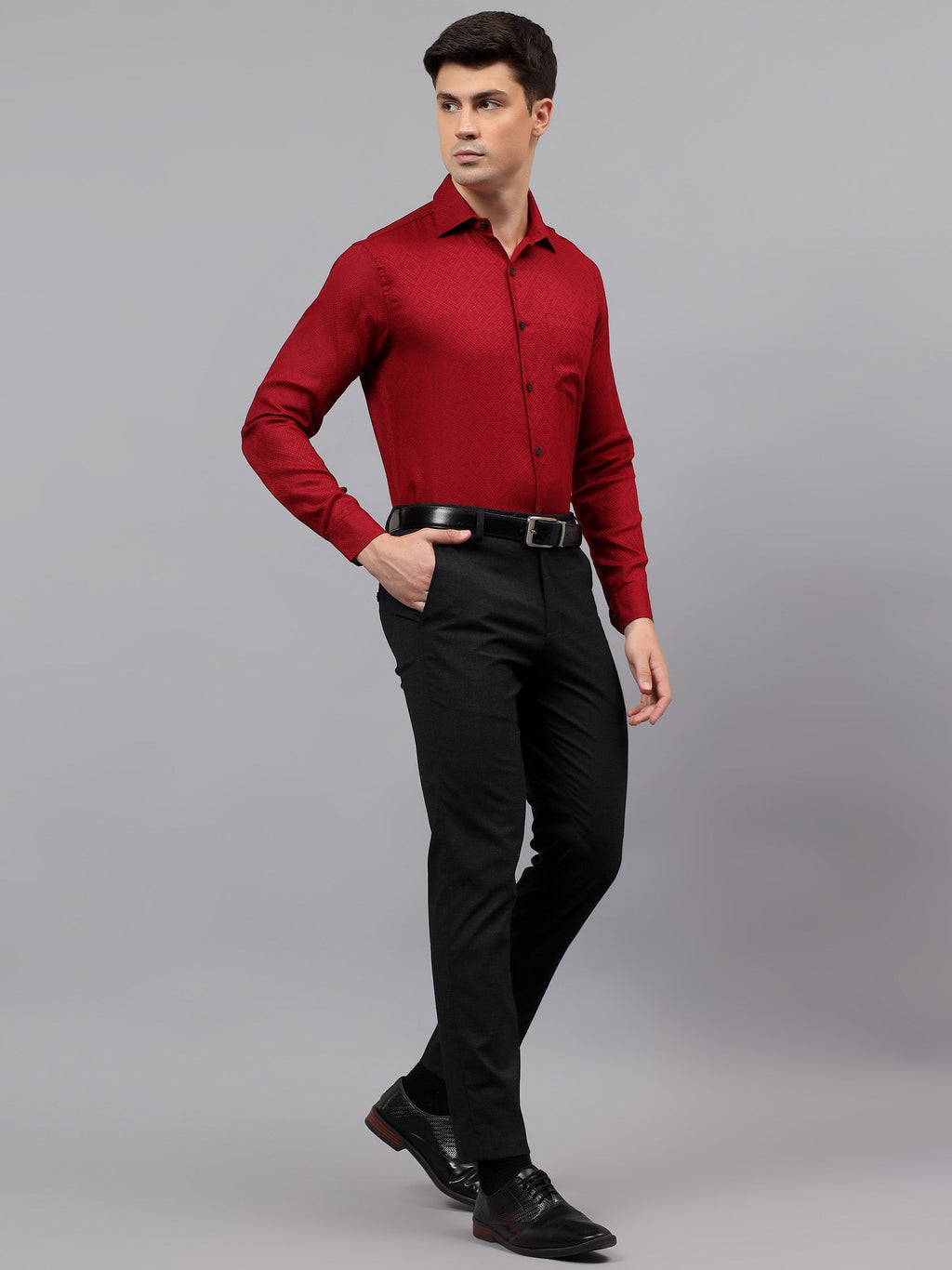 Men's Full Sleeve Spread Collar Premium Casual Shirt for Men in Black by BLUE ROBED, front view